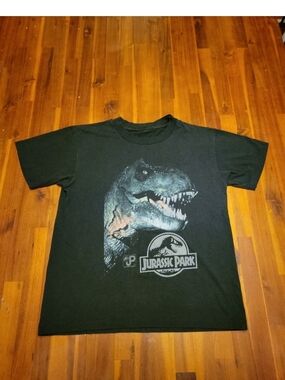 Jurassic Park 1993 Youth Tshirt single stitch Missing Tag Good Used Condition